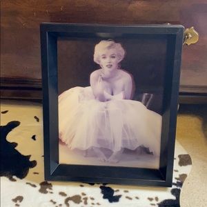 Marilyn Monroe holographic picture